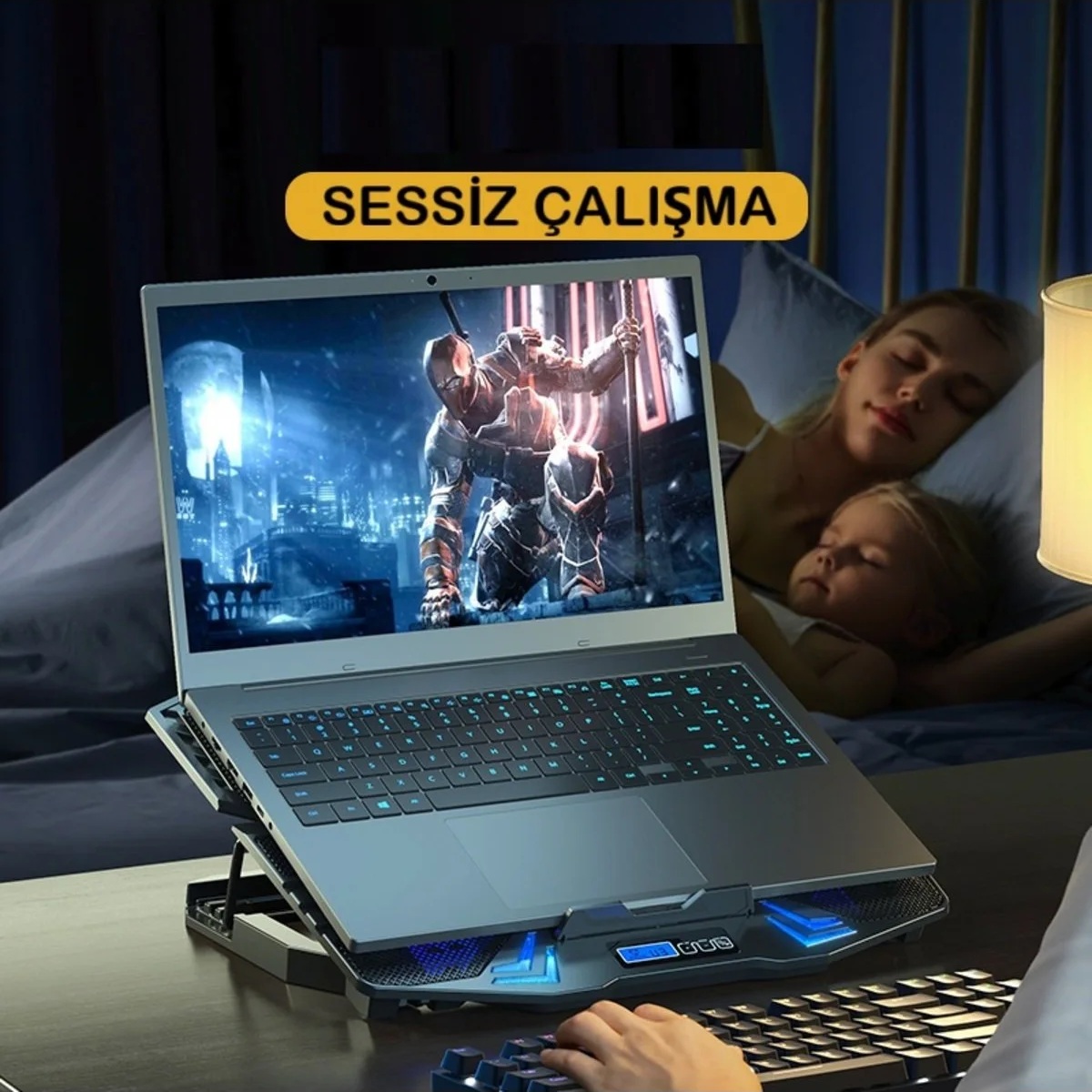 Laptop ve Notebook İçin Ayarlanabilir RGB Işıklı Sessiz Soğutucu Fan Laptop ve Notebook İçin Ayarlanabilir RGB Işıklı Sessiz Soğutucu Fan